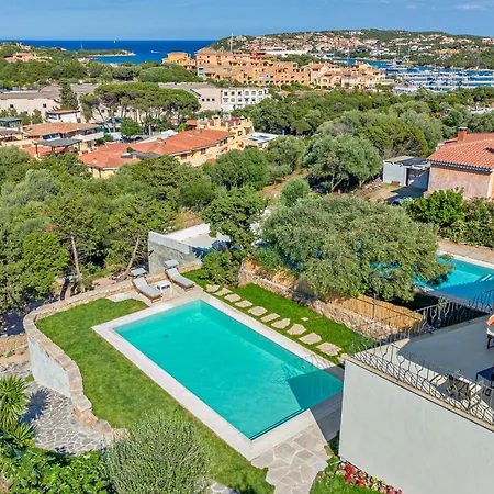 Vila La Maddalena 8&1, Vasilius