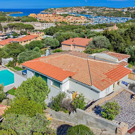 Vila La Maddalena 8&1, Vasilius Porto Cervo